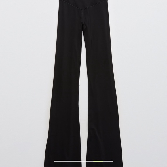 Aerie OFFLINE Real Me Crossover Flare Leggings - Picture 3 of 4
